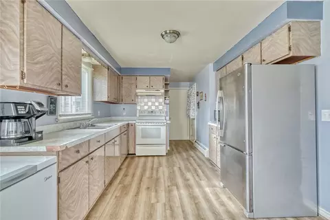 1156 Jackson Rd, Webster, NY 14580 photo 11