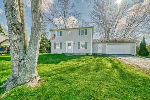 1156 Jackson Rd, Webster, NY 14580 photo 2