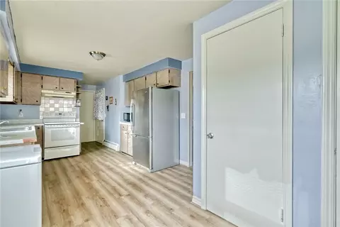 1156 Jackson Rd, Webster, NY 14580 photo 8