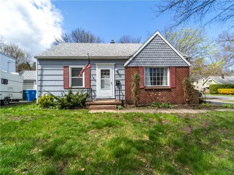 3599 Lake Ave, Rochester, NY 14612