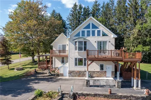2420 Cr-15a, Grove, NY 14822