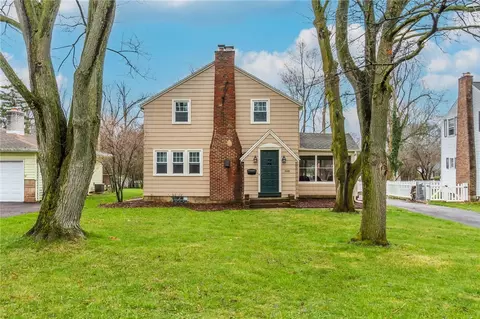 348 Cobb Ter, Brighton, NY 14620