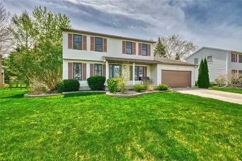 5 Saveria Dr, Parma, NY 14468