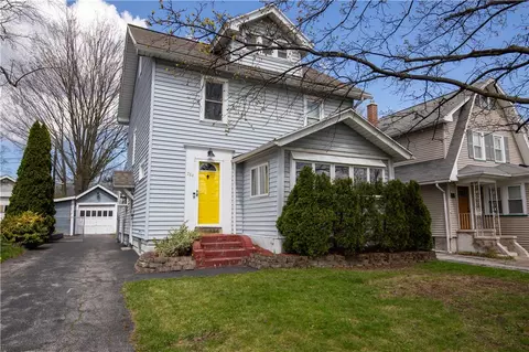 784 Melville St, Rochester, NY 14609