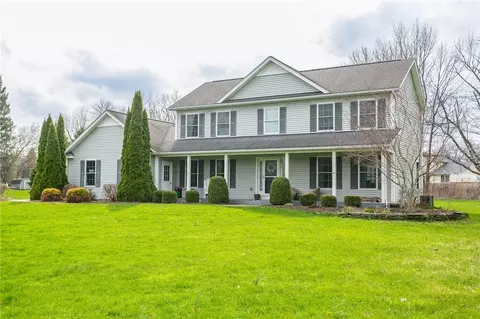 6699 Furnace Rd, Ontario, NY 14519