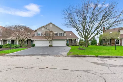 63 Marquette Dr, Rochester, NY 14618