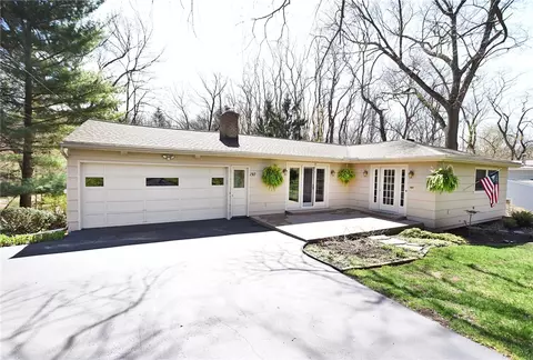 197 Dickinson Rd, Webster, NY 14580
