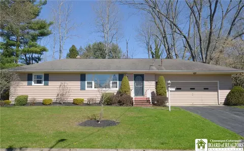 413 Park St, Jamestown, NY 14701