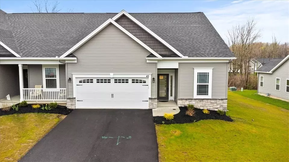 45 Timber Creek Trl, Gates, NY 14606 33 Photos Movoto