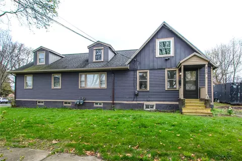 210 Independence St, Rochester, NY 14611