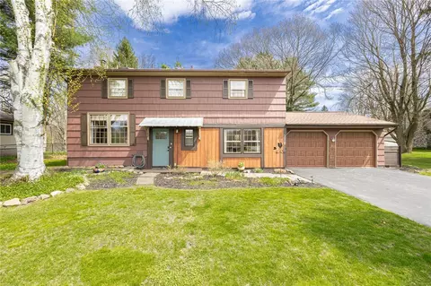 218 East St, Pittsford, NY 14534