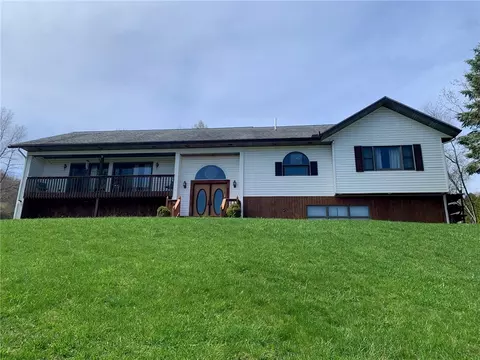 493 Bennett Pkwy, Hornellsville, NY 14843