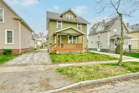 181 Marion St, Rochester, NY 14610
