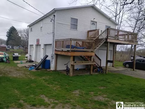 1 Borden St Ext, Randolph, NY 14772
