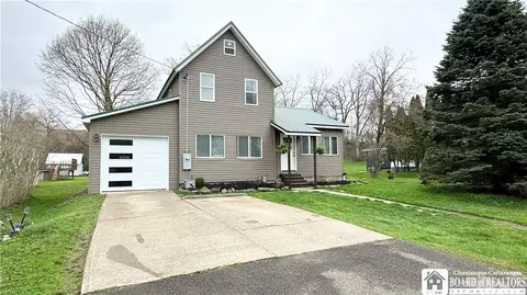 30 Wicks Ave, Ellicott, NY 14701