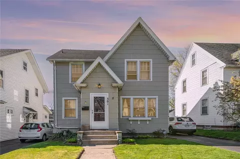 301 Westchester Ave, Irondequoit, NY 14609