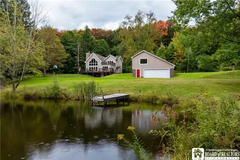 176 Big Tree Sugar Grove Rd, Busti, NY 14701