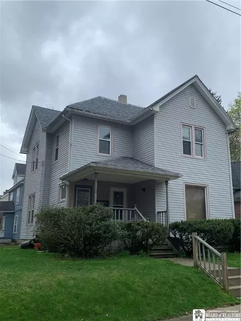 614 E 8th St, Jamestown, NY 14701