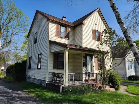 82 Westview, Rochester, NY 14620