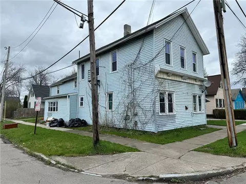 356 Maple St, Rochester, NY 14611