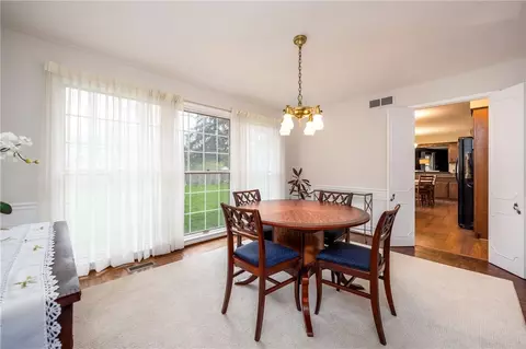 Dining - 170 Hillhurst Ln, Irondequoit, NY 14617 photo 5 of 5