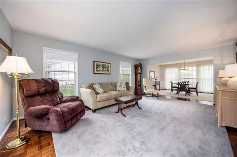 Living - 170 Hillhurst Ln, Irondequoit, NY 14617 photo 3 of 5
