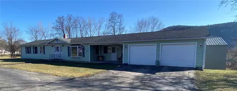 172 E Morris St, Bath, NY 14810