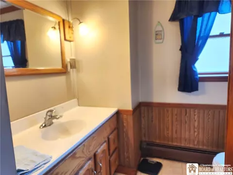 72 Front St, Dunkirk, NY 14048 photo 12