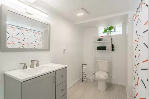 Bath - 104 Forest Ave, Irondequoit, NY 14622 photo 3 of 3