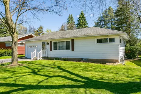 Exterior - 104 Forest Ave, Irondequoit, NY 14622 photo 2 of 9