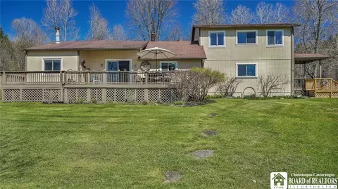 6100 Ingalls Rd, Lyndon, NY 14727