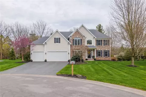 61 Seton Ct, Penfield, NY 14526