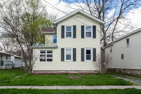 50 Chapel St, Seneca Falls, NY 13148