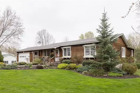 7786 Stoney Lonesome Rd, Williamson, NY 14589