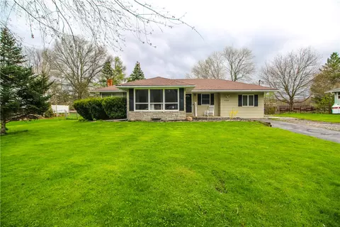 17223 Brockport Holley Rd, Murray, NY 14470