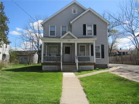 808 S Main St, Arcadia, NY 14513