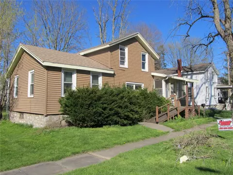 221 Elisha St, Waterloo, NY 13165