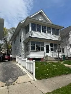 90 Dayton St, Rochester, NY 14621