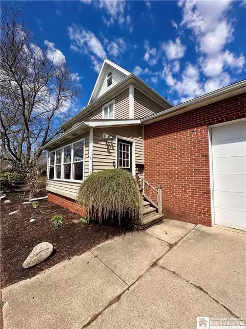 Exterior - 402 N 8th St, Olean, NY 14760 photo 3 of 13