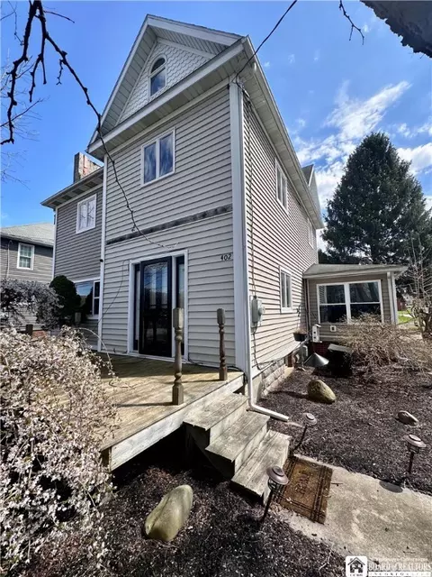 Exterior - 402 N 8th St, Olean, NY 14760 photo 10 of 13