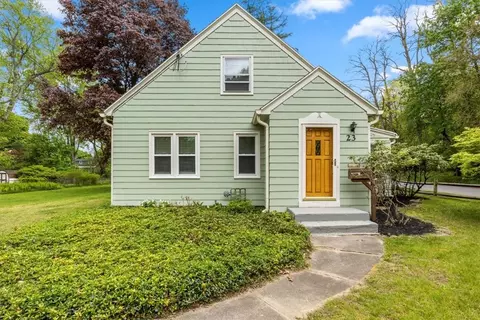 23 Corley Dr, Irondequoit, NY 14622