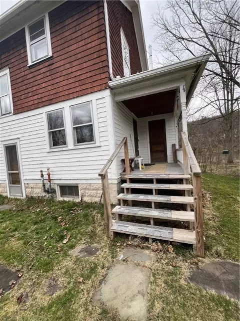Exterior - 15 Maple Ave, Sidney, NY 13838 photo 4 of 4