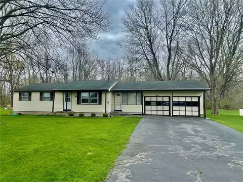 2969 Roosevelt Hwy, Hamlin, NY 14464