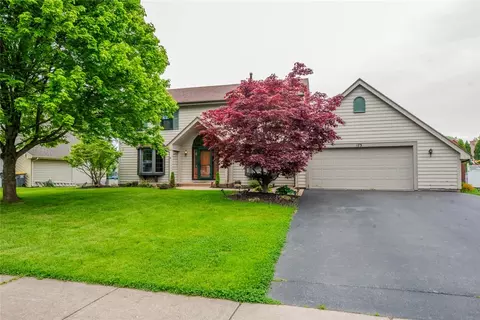 173 Montvale Ln, Greece, NY 14626