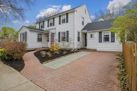 167 Hermitage Rd, Irondequoit, NY 14617 photo 2