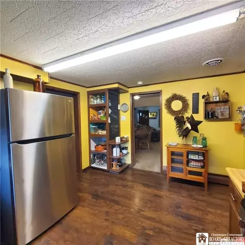 Kitchen - 105 Main St, Eldred, PA 16731 photo 3 of 3