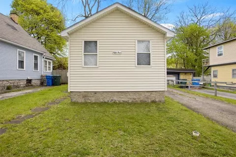 54 Beaufort St, Rochester, NY 14620
