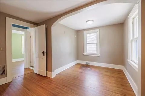75 Peart Ave, Irondequoit, NY 14622 photo 16