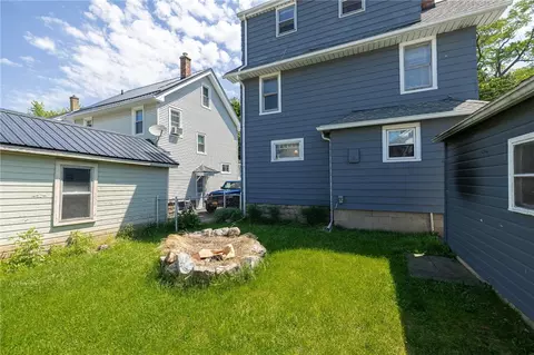 75 Peart Ave, Irondequoit, NY 14622 photo 24