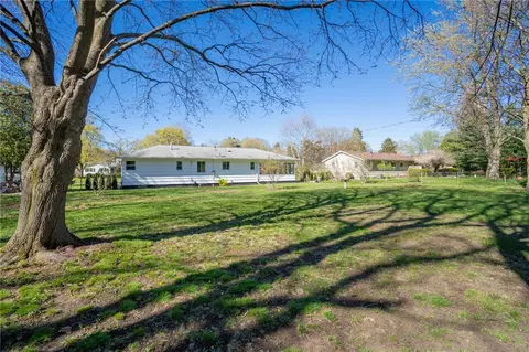 235 Longview Dr, Webster, NY 14580 photo 18